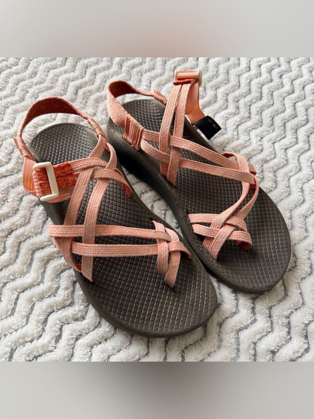 Chaco Z/Cloud X2 Peach Double Adj Strap Hiking Outdoor Luvseat Footbed Sandals 7